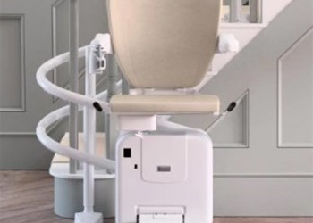 Poltroncina montascale per scale curve